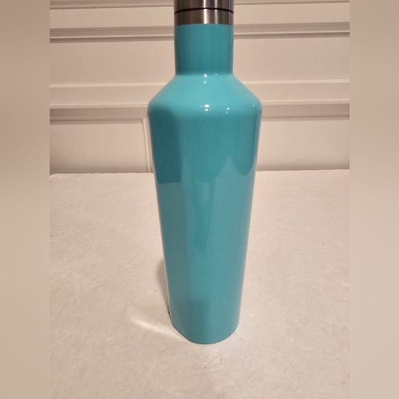 2/$30 Corkcicle Canteen 25 oz - Picture 2 of 4